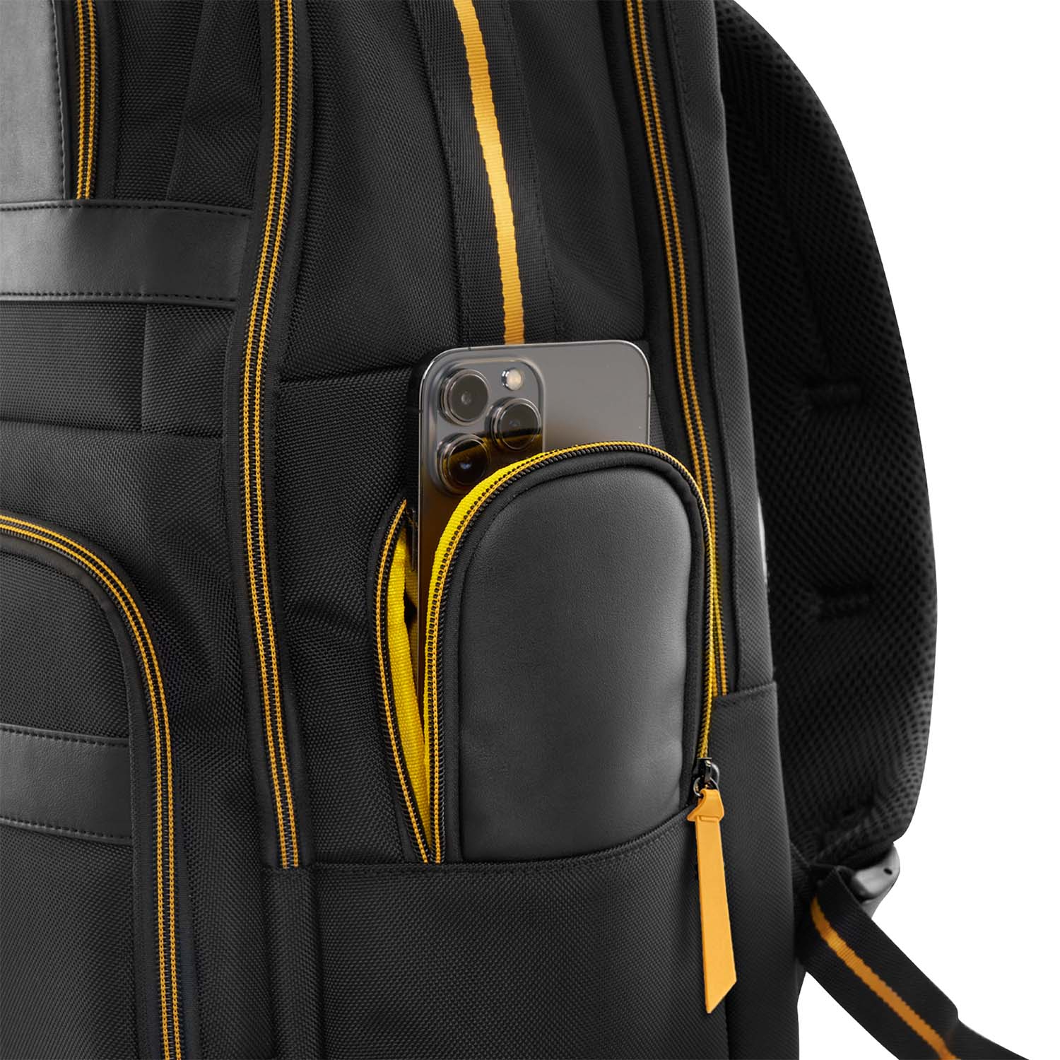 Voyager Nomad Backpack