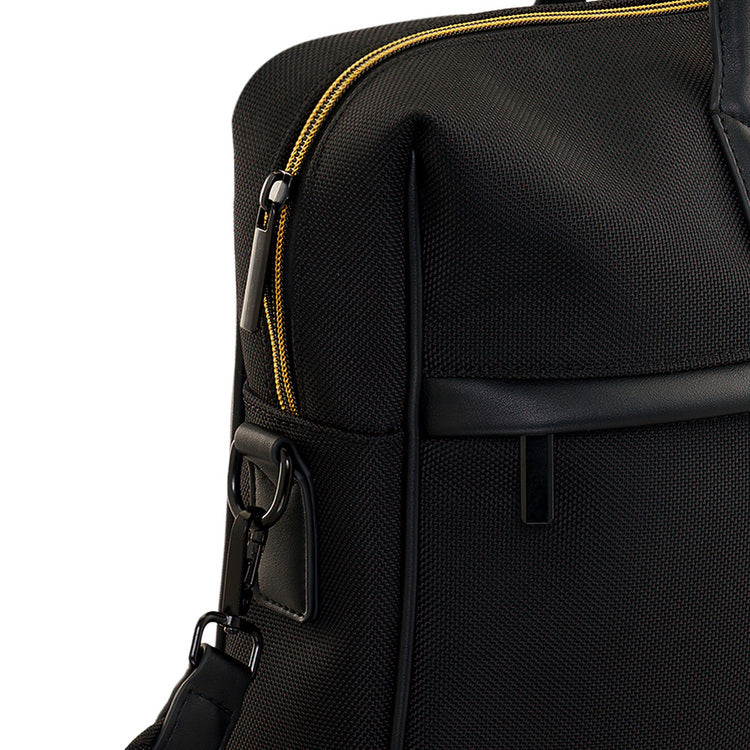 Voyager Messenger Bag