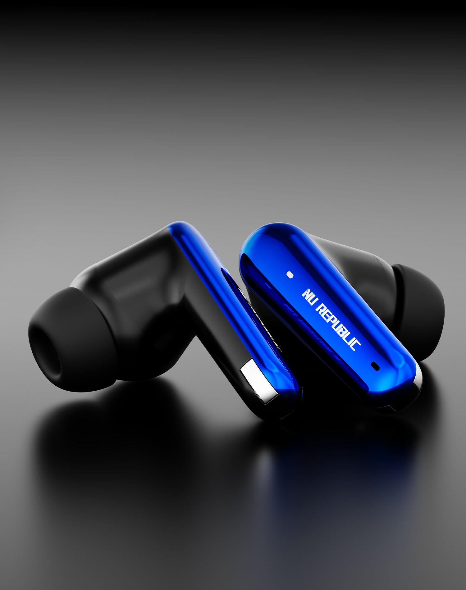 Epic X4 Blue wireless earbuds with up to 52 hours of total playtime for uninterrupted entertainment