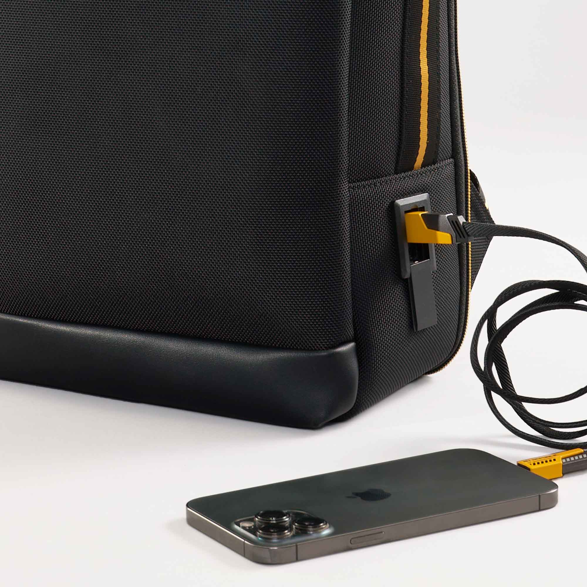 Voyager Evo Backpack With Speaker